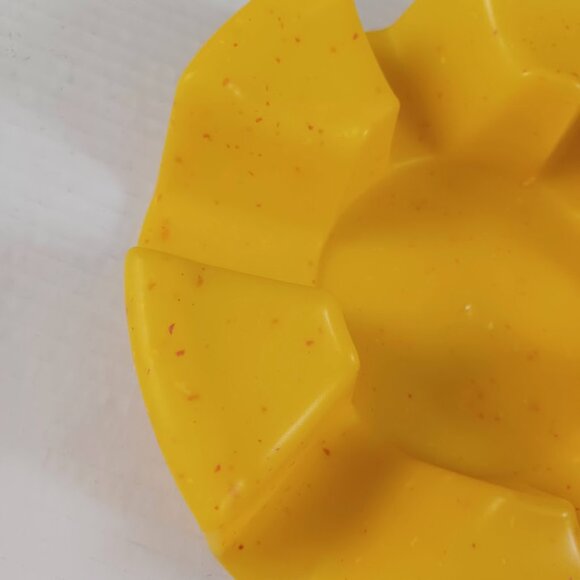 🔥4/$20 Taco Shell Holder NEW Speckled Yellow -Holds 6 Shells -Plastic -Circle - Picture 4 of 8